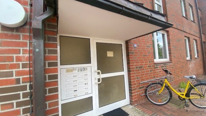 Renovierte 2,5 Zimmer Terrassenwohnung mit WBS in Brunsbüttel mit Balkon Otto Stöben GmbH
