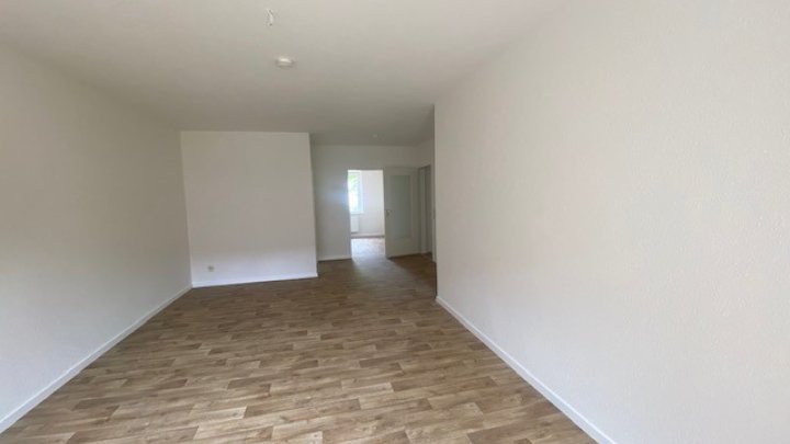 Renovierte 2,5 Zimmer Terrassenwohnung mit WBS in Brunsbüttel mit Balkon Otto Stöben GmbH