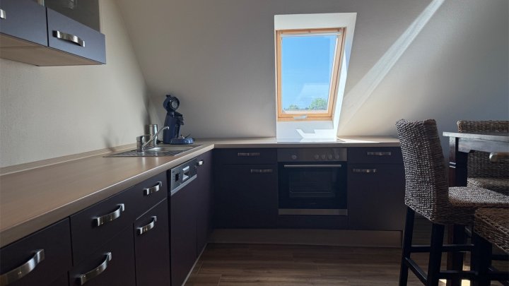 Großzügige Immobilie mit 294,3 m² Wohnfläche & traumhaftem Grundstück – ideal für 4 Parteien