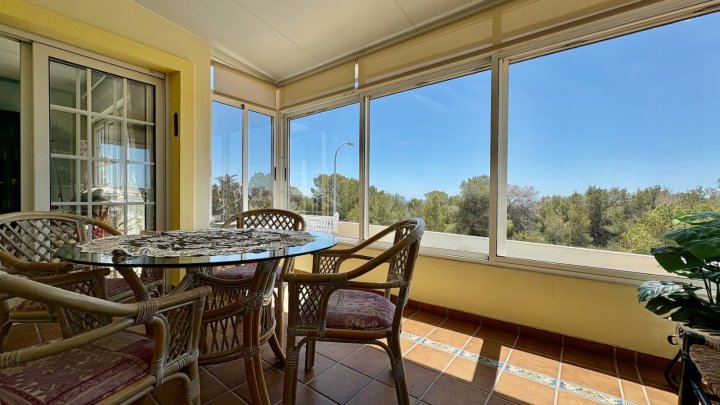 Mediterrane Villa mit 2 Schlafzimmern, 2 Bädern, Privatpool und fantastischem Ausblick