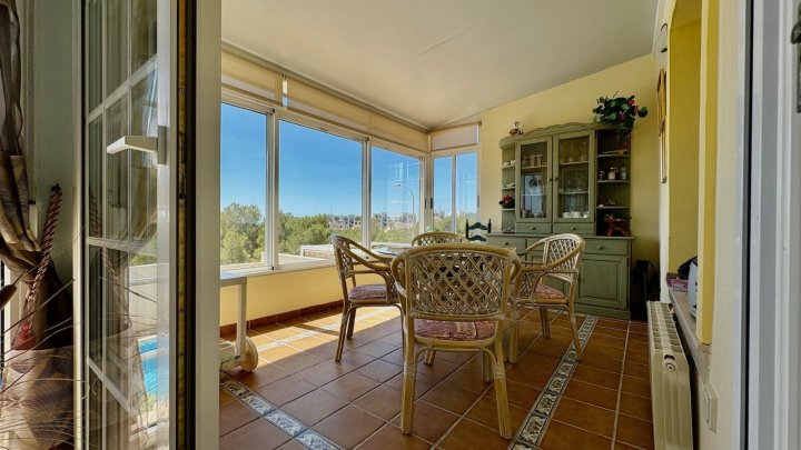 Mediterrane Villa mit 2 Schlafzimmern, 2 Bädern, Privatpool und fantastischem Ausblick