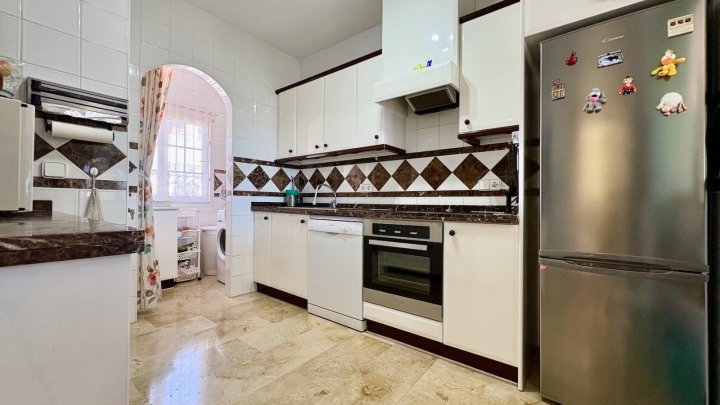 Mediterrane Villa mit 2 Schlafzimmern, 2 Bädern, Privatpool und fantastischem Ausblick