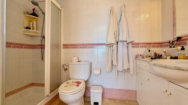 Mediterrane Villa mit 2 Schlafzimmern, 2 Bädern, Privatpool und fantastischem Ausblick