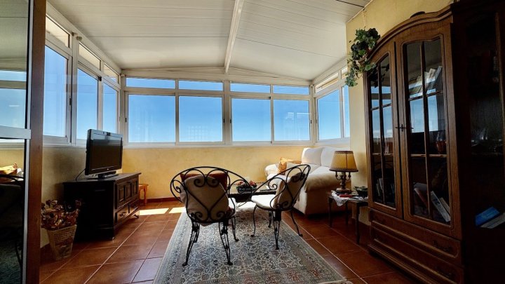 Mediterrane Villa mit 2 Schlafzimmern, 2 Bädern, Privatpool und fantastischem Ausblick