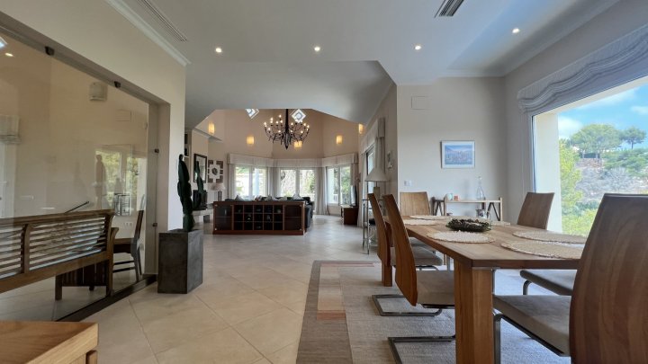 Exklusive Villa mit traumhaftem Meer- und Golfblick in La Sella