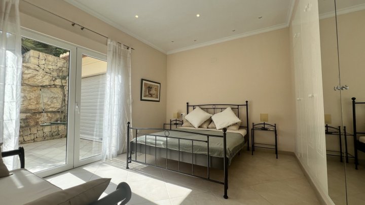 Exklusive Villa mit traumhaftem Meer- und Golfblick in La Sella