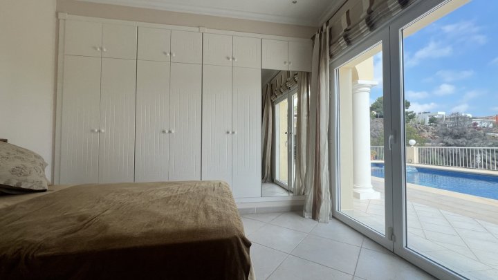 Exklusive Villa mit traumhaftem Meer- und Golfblick in La Sella