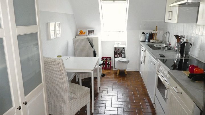 KIEL-SUCHSDORF: Unbefristet vermietete 2,5-Zimmer-ETW mit Dachterrasse + Stellplatz OTTO STÖBEN