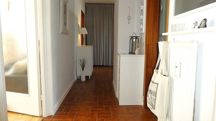 KIEL-SUCHSDORF: Unbefristet vermietete 2,5-Zimmer-ETW mit Dachterrasse + Stellplatz OTTO STÖBEN
