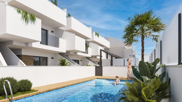 Obergeschoss-Wohnungen mit 3 Schlafzimmern, 2 Bädern, Dachterrasse und Gemeinschaftspool