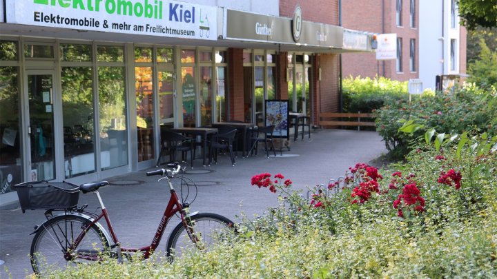 Kleine Kapitalanlage in Molfsee bei Kiel! Ladenzeile in Teileigentum zu erwerben! OTTO STÖBEN!
