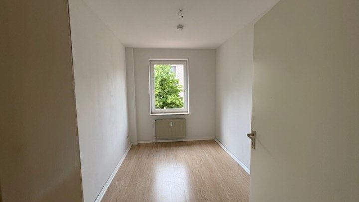 NUR WBS: 2,5 Zimmer Wohnung mit Balkon in beliebter Lage in Brunsbüttel mit Balkon Otto Stöben GmbH