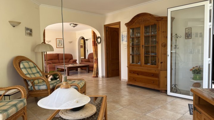 Villa mit 2 Schlafzimmern, 2 Bädern und Pool in ruhiger und naturnaher Lage am Monte Mostalla