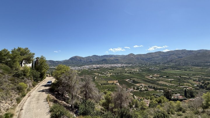 Villa mit 2 Schlafzimmern, 2 Bädern und Pool in ruhiger und naturnaher Lage am Monte Mostalla