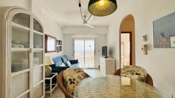 Appartement mit 1 Schlafzimmer, 1 Bad, Tiefgaragenstellplatz, Gemeinschaftspool und tollem Meerblick