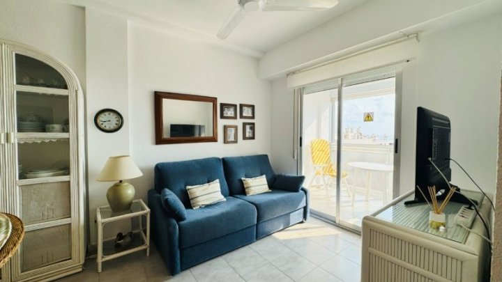 Appartement mit 1 Schlafzimmer, 1 Bad, Tiefgaragenstellplatz, Gemeinschaftspool und tollem Meerblick