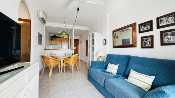 Appartement mit 1 Schlafzimmer, 1 Bad, Tiefgaragenstellplatz, Gemeinschaftspool und tollem Meerblick