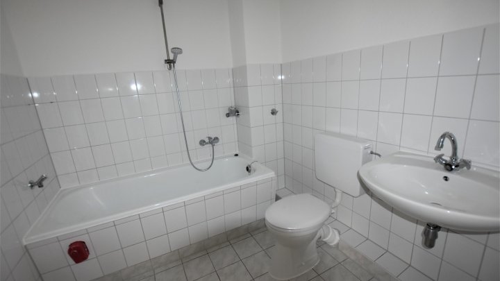 Große 3,5 -Zimmer-Wohnung mit Balkon in Bad Schwartau - OTTO STÖBEN GmbH