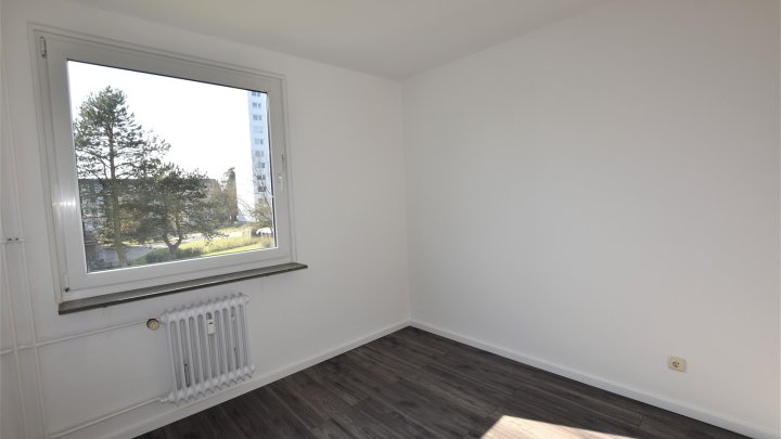 Große 3,5 -Zimmer-Wohnung mit Balkon in Bad Schwartau - OTTO STÖBEN GmbH