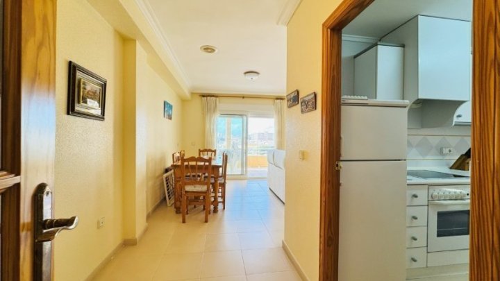 Appartement mit 4 Schlafzimmern und 2 Bädern in 1. Strandlinie