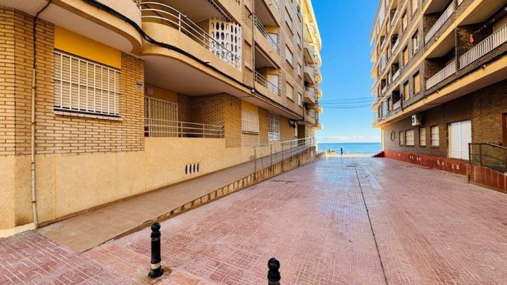 Appartement mit 1 Schlafzimmer und 1 Bad in zweiter Strandlinie