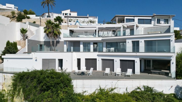 Luxusvilla mit gigantischer Aussicht von Benitachell bis Calpe