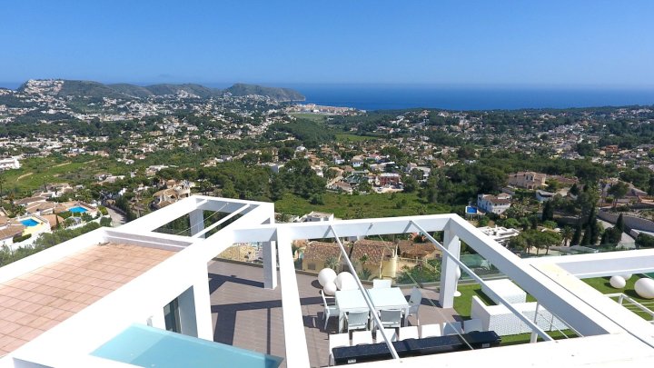 Luxusvilla mit gigantischer Aussicht von Benitachell bis Calpe