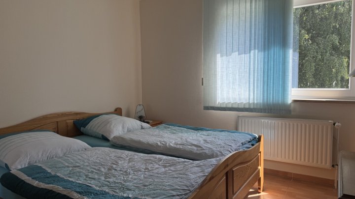 Großzügige Immobilie mit 294,3 m² Wohnfläche & traumhaftem Grundstück – ideal für 4 Parteien