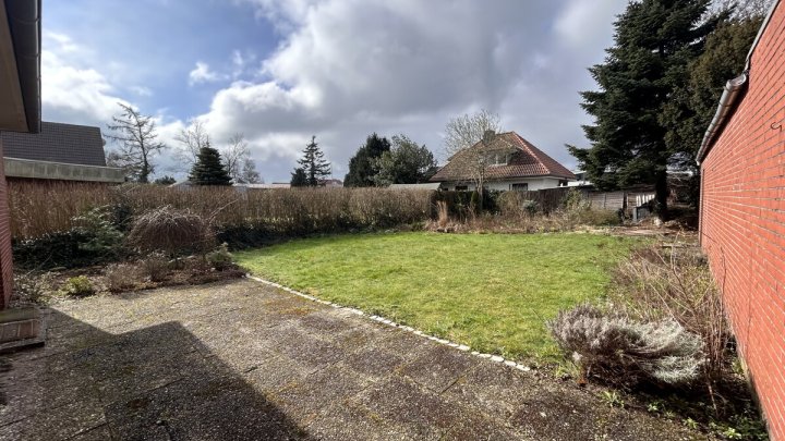 Lebens- und Arbeitsraum in einem: Ihr Haus in Heide! OTTO STÖBEN GmbH