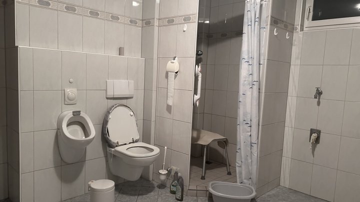 Vielseitiger Resthof mit 2 Wohneinheiten zwischen HH-Norderstedt - Neumünster OTTO STÖBEN GmbH