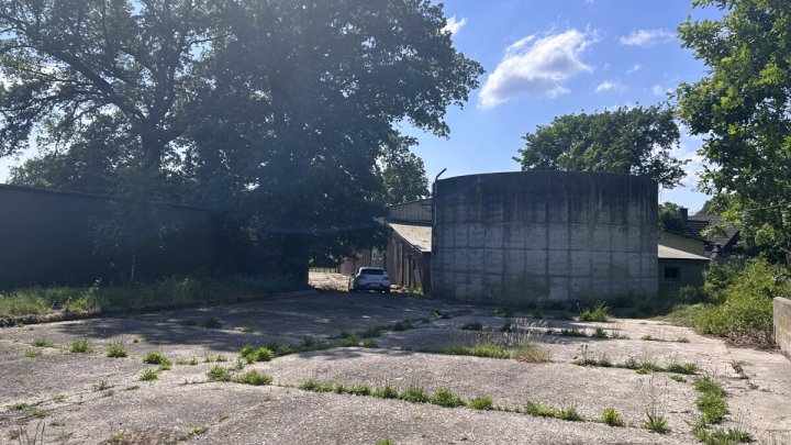 Vielseitiger Resthof mit 2 Wohneinheiten zwischen HH-Norderstedt - Neumünster OTTO STÖBEN GmbH