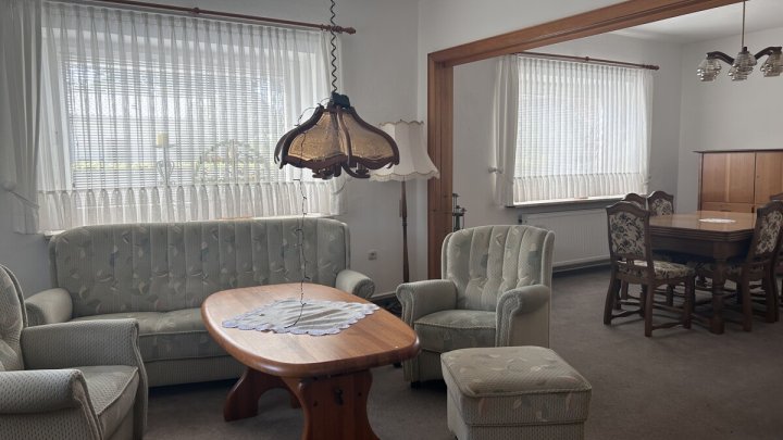 Vielseitiger Resthof mit 2 Wohneinheiten zwischen HH-Norderstedt - Neumünster OTTO STÖBEN GmbH