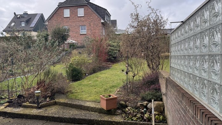 Kiel-Hasseldieksdamm - Geräumiges RMH mit Garten, Terrasse und Garage! OTTO STÖBEN GmbH