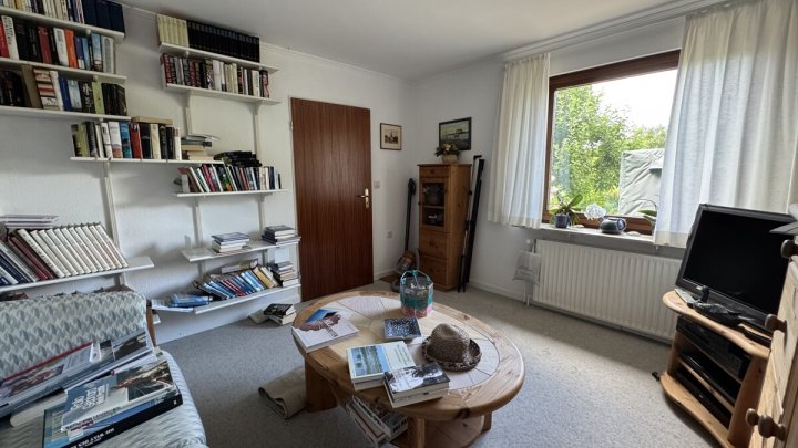 Direkte Wasserlage! Gepflegtes Einfamilienhaus am Fluss in Glückstadt - OTTO STÖBEN GmbH