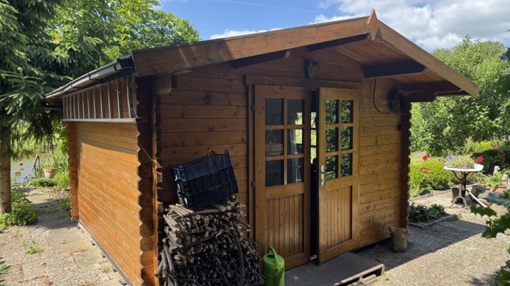 Direkte Wasserlage! Gepflegtes Einfamilienhaus am Fluss in Glückstadt - OTTO STÖBEN GmbH