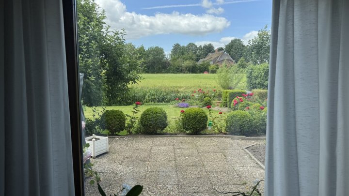 Direkte Wasserlage! Gepflegtes Einfamilienhaus am Fluss in Glückstadt - OTTO STÖBEN GmbH