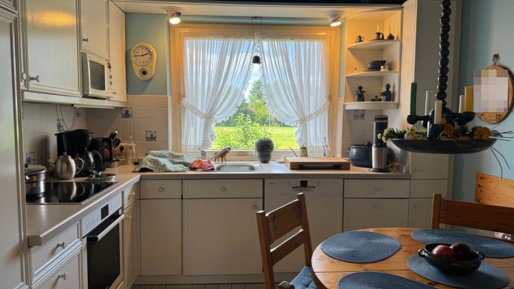 Direkte Wasserlage! Gepflegtes Einfamilienhaus am Fluss in Glückstadt - OTTO STÖBEN GmbH