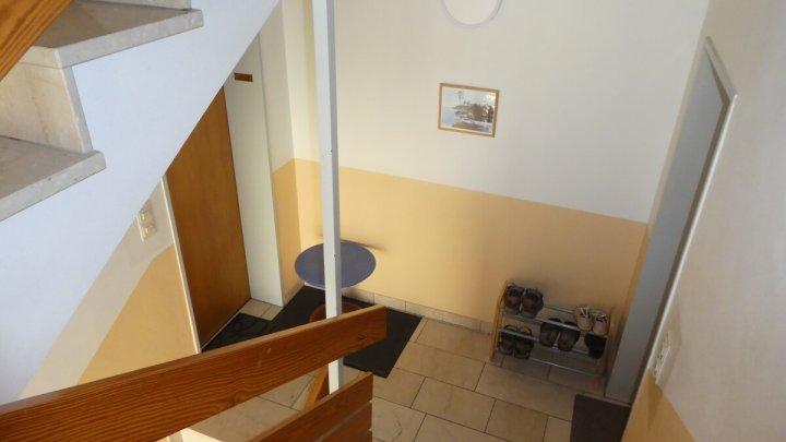 Ostseebad Schönberg: Unbefristet vermietete 3-Zimmer-Wohnung mit Balkon und Stellplatz