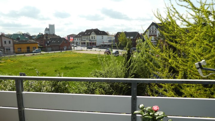 Ostseebad Schönberg: Unbefristet vermietete 3-Zimmer-Wohnung mit Balkon und Stellplatz