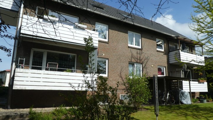 Ostseebad Schönberg: Unbefristet vermietete 3-Zimmer-Wohnung mit Balkon und Stellplatz