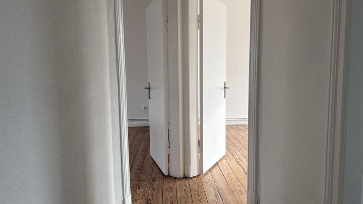 Sanierte Altbauwohnung in zentraler und ruhiger Lage von Neumünster! OTTO STÖBEN GmbH