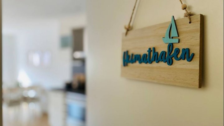 Maritimes Wohnglück in TRAVEMÜNDE 3 Zi ETW inkl. Einrichtung aus 2024 + Balkon - OTTO STÖBEN GmbH