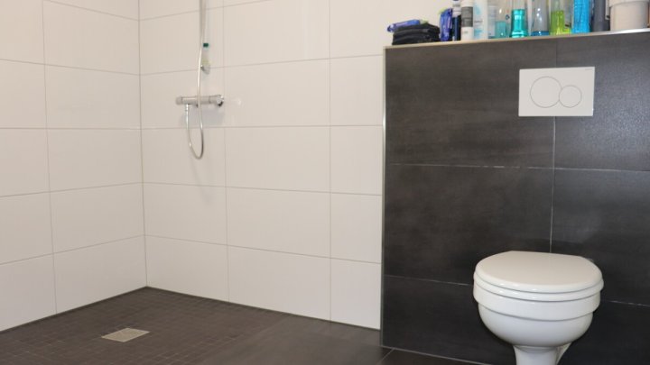 Moderne Gewerbehalle in Büdelsdorf bei Rendsburg zu vermieten! OTTO STÖBEN!