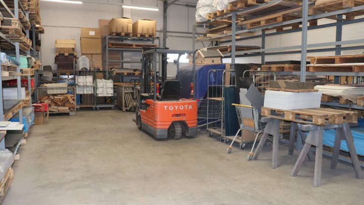 Kiel Wellsee: Produktions- und Lagerflächen mit Freifläche zu vermieten! OTTO STÖBEN!