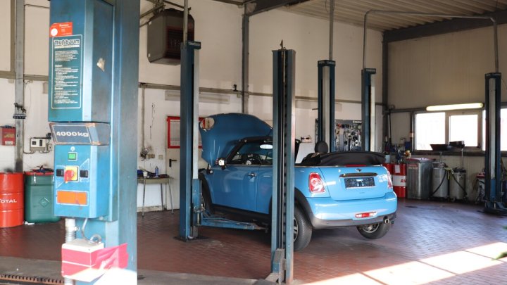 Autohaus und Werkstatt mit großer Freifläche zu vermieten! OTTO STÖBEN!