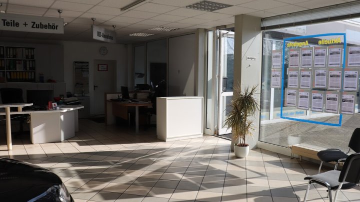 Autohaus und Werkstatt mit großer Freifläche zu vermieten! OTTO STÖBEN!