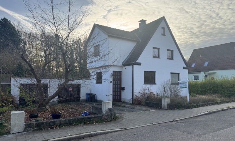 Seltene Gelegenheit: EFH in Suchsdorf mit großem Garten - OTTO STÖBEN GmbH