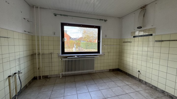 Seltene Gelegenheit: EFH in Suchsdorf mit großem Garten - OTTO STÖBEN GmbH