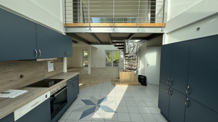 Frisch renoviertes Architekten-Einfamilienhaus mit Garten zur Miete - OTTO STÖBEN GmbH