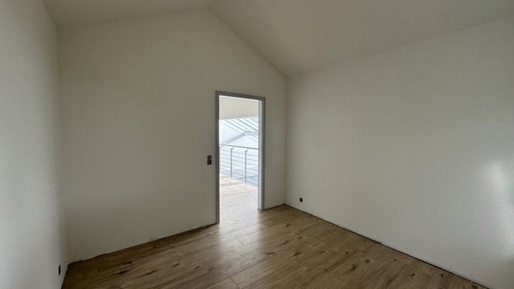 Frisch renoviertes Architekten-Einfamilienhaus mit Garten zur Miete - OTTO STÖBEN GmbH